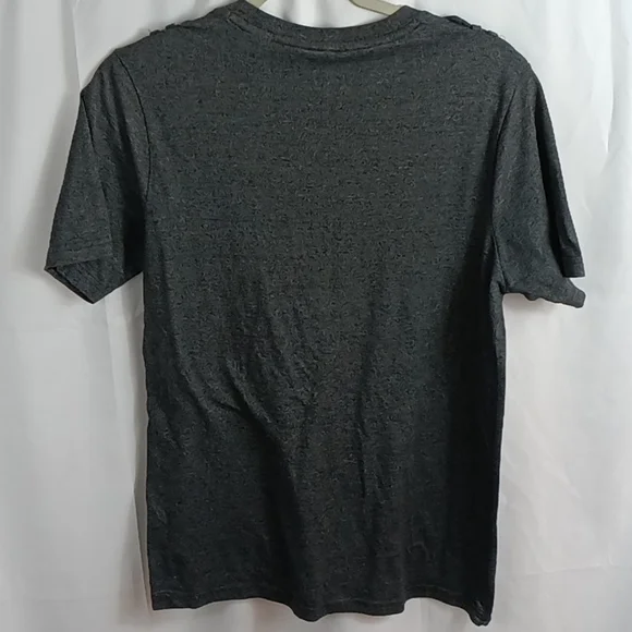 Men's t-shirts size small - Picture 2 of 2